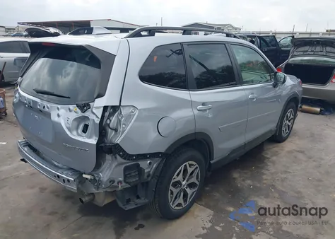 2022 Subaru Forester Premium from USA, damaged, VIN JF2SKADC8NH431404